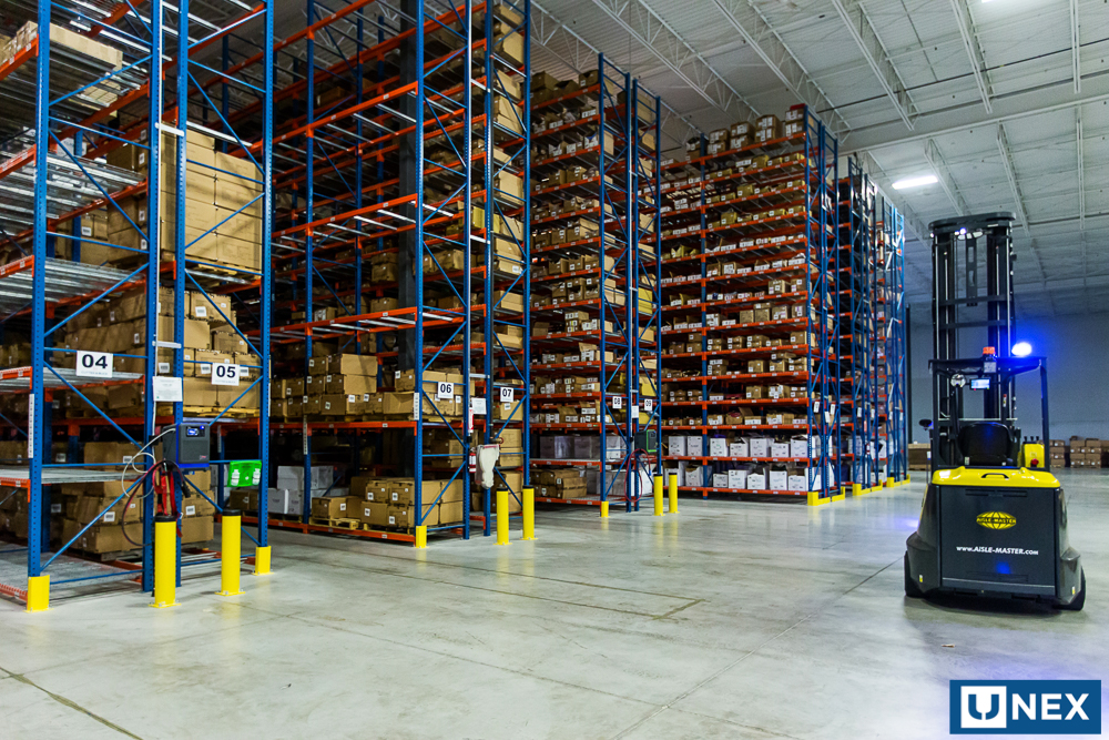 Warehouse Distribution warehouse storage facility