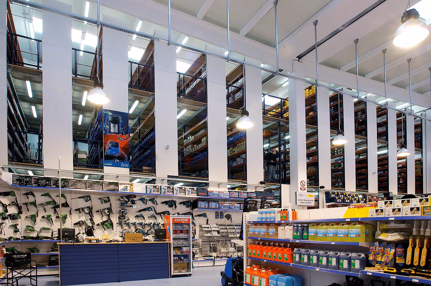 Retail warehouse storage solutions